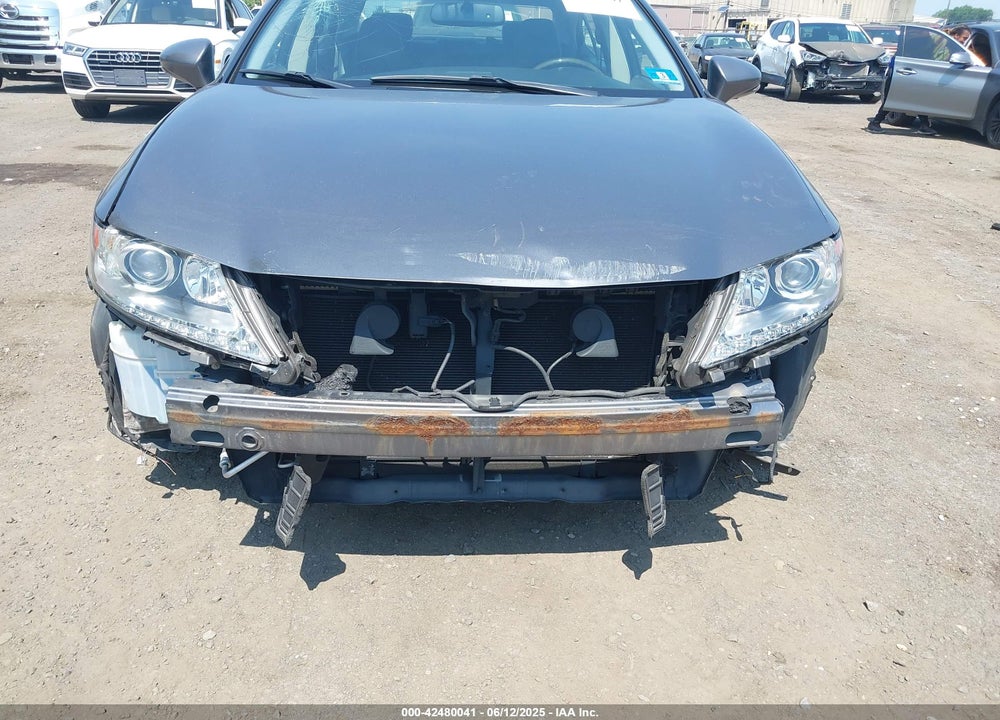 2014 LEXUS ES VIN: JTHBK1GG3E2136905