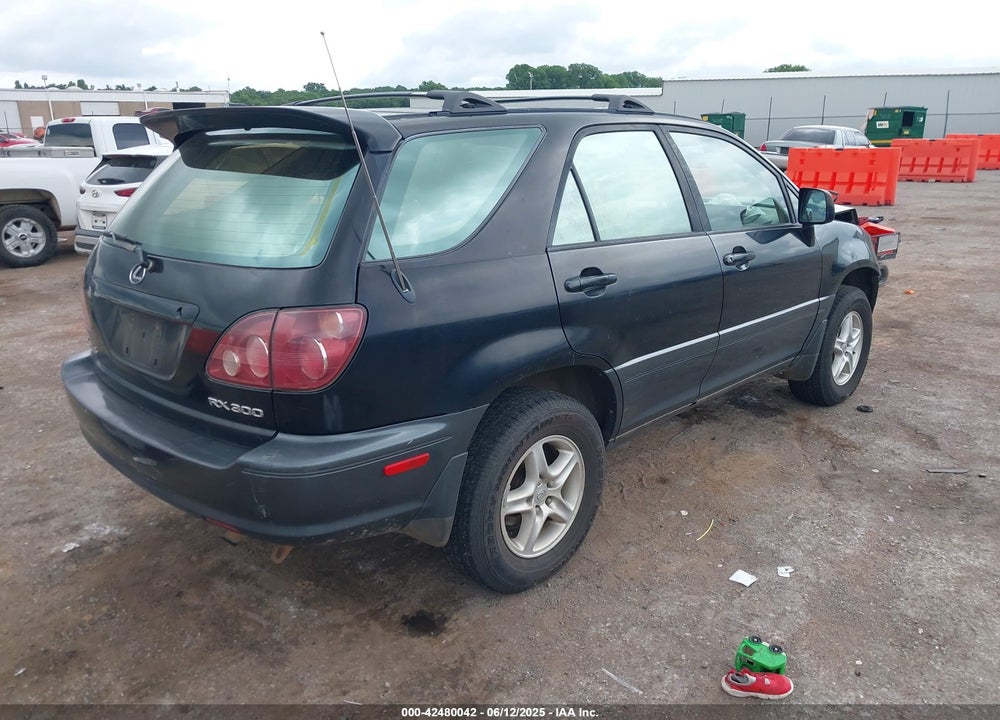 2000 LEXUS RX 300 VIN: JT6HF10UXY0159685