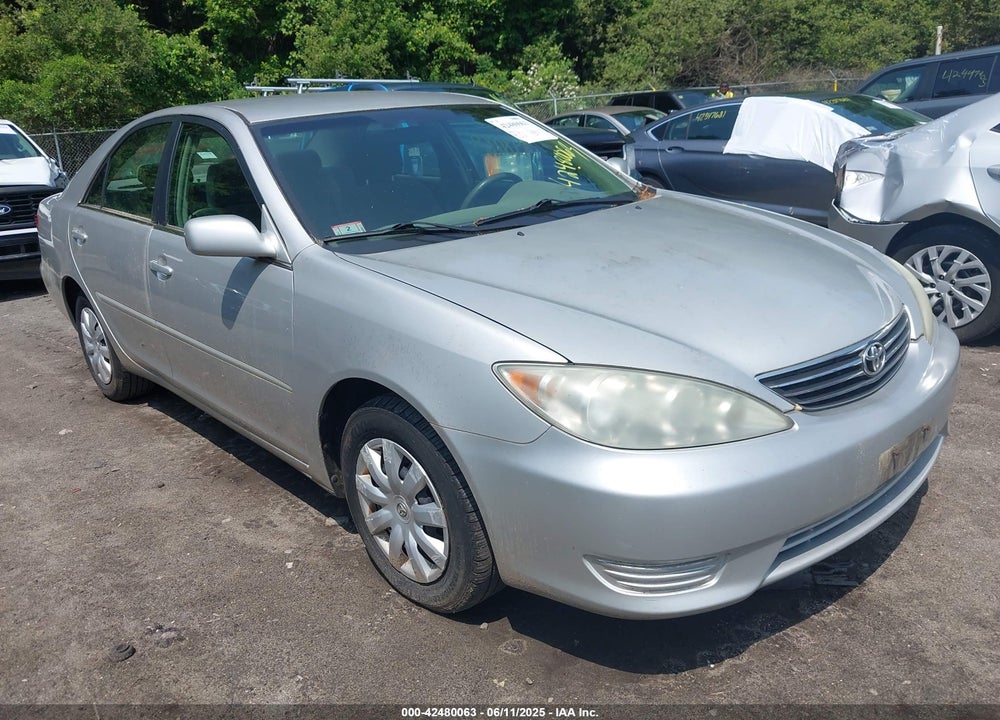 2005 TOYOTA CAMRY LE VIN: 4T1BE32K35U572220