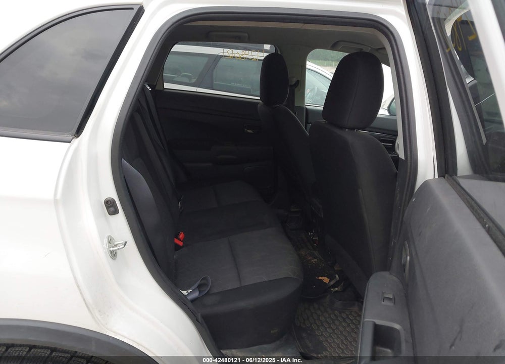 2020 MITSUBISHI OUTLANDER SPORT VIN: JA4AR3AU2LU012736