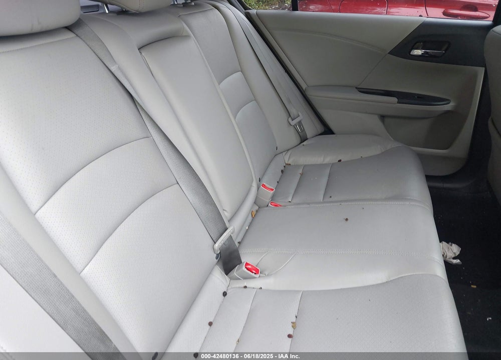 2016 HONDA ACCORD VIN: 1HGCR2F89GA048629