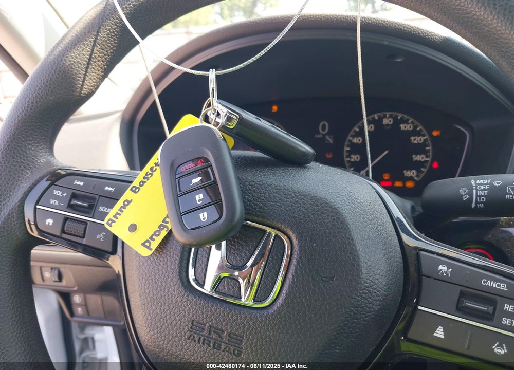 2024 HONDA CIVIC LX VIN: 19XFL2H57RE013538