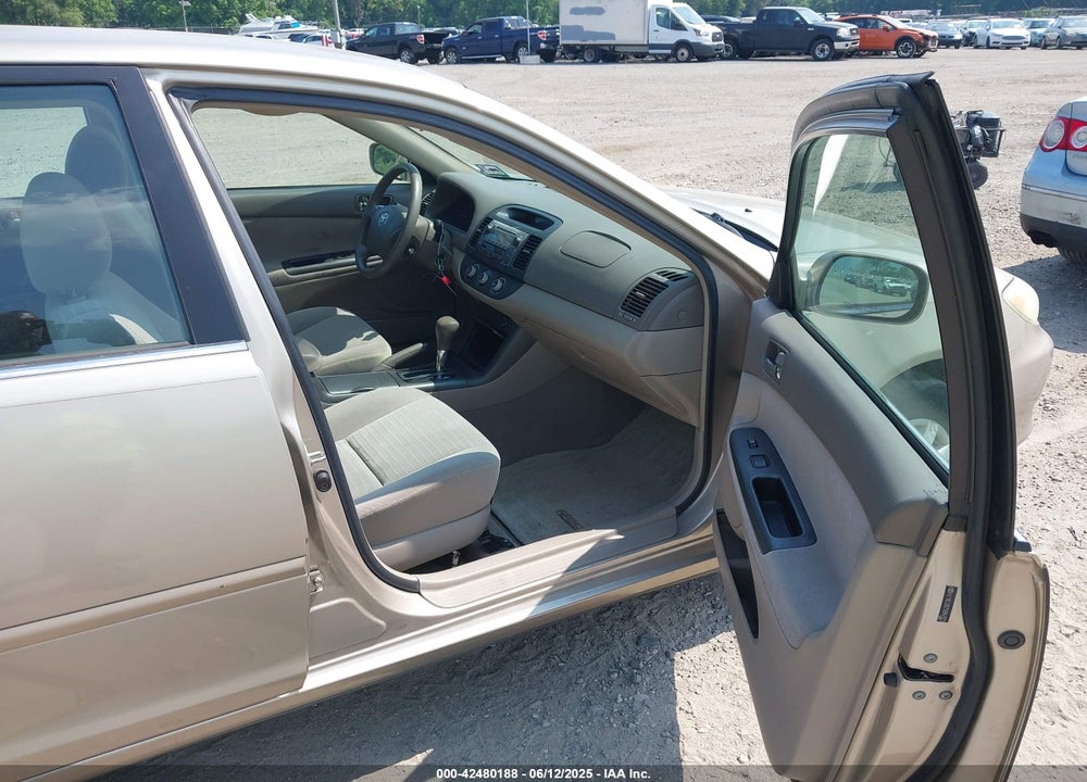 2005 TOYOTA CAMRY LE VIN: 4T1BE32K75U947672