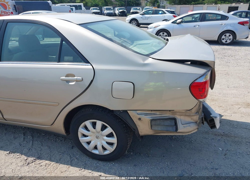 2005 TOYOTA CAMRY LE VIN: 4T1BE32K75U947672