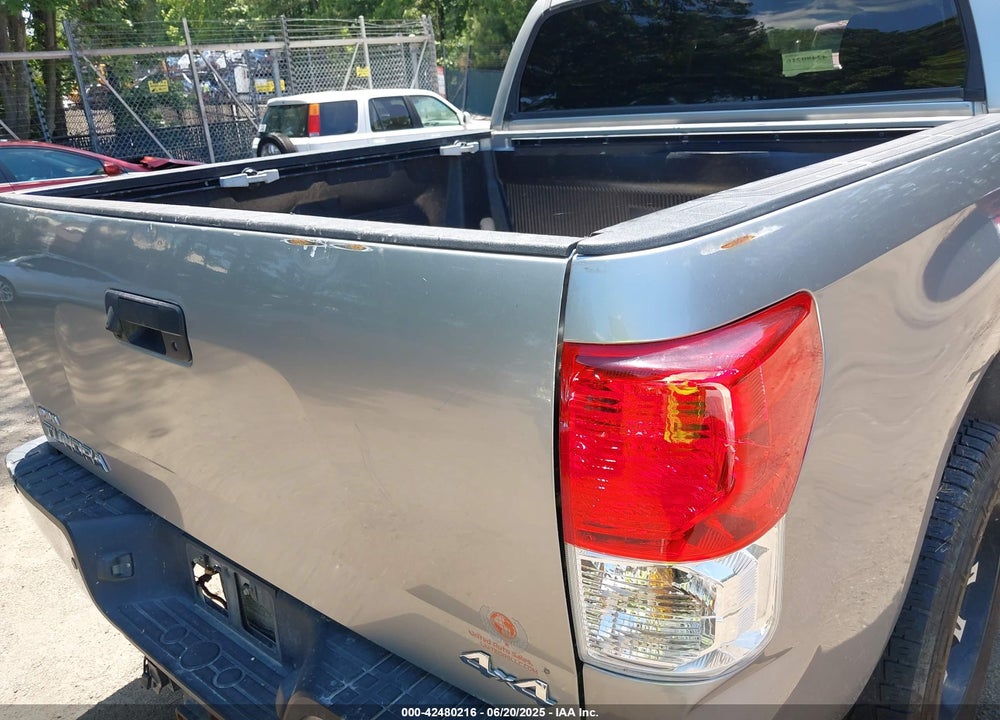2008 TOYOTA TUNDRA VIN: 5TBDV58198S514203