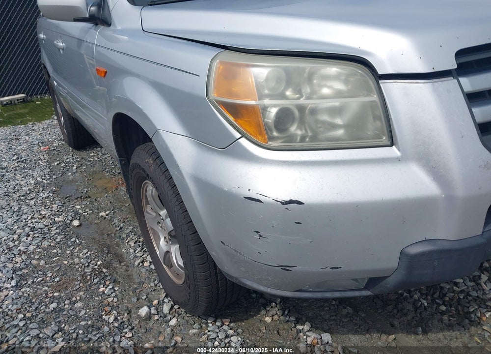 2007 HONDA PILOT VIN: 5FNYF28497B000627