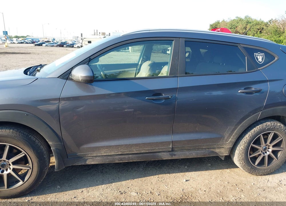 2016 HYUNDAI TUCSON VIN: KM8J3CA4XGU207587