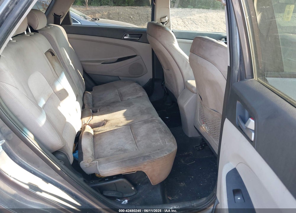 2016 HYUNDAI TUCSON VIN: KM8J3CA4XGU207587