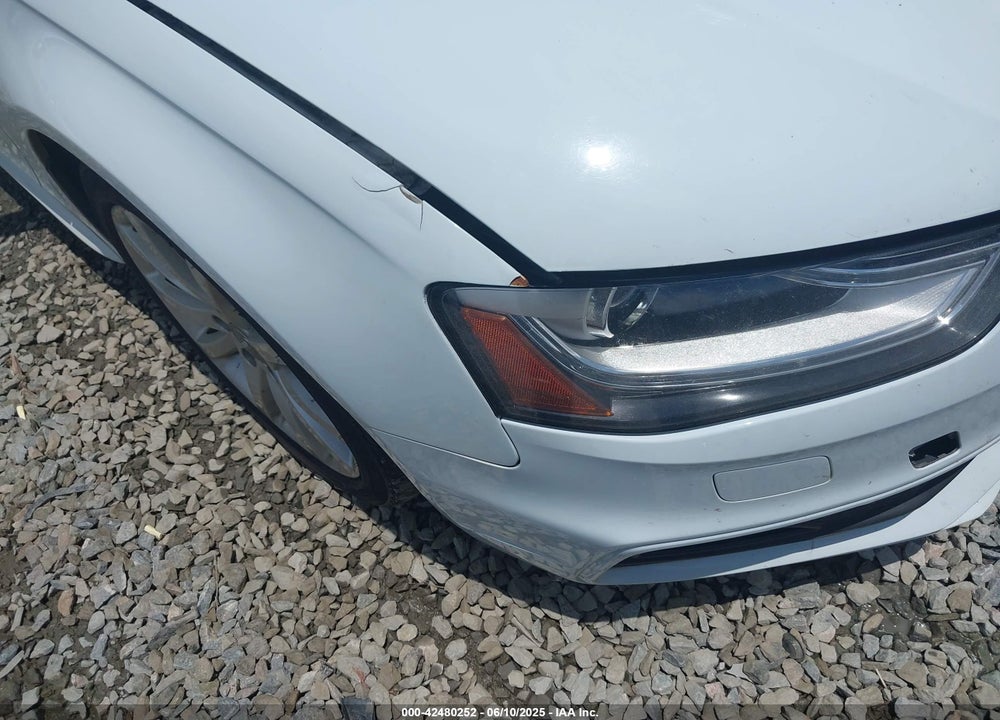 2014 AUDI A4 VIN: WAUAFAFL2EN015939