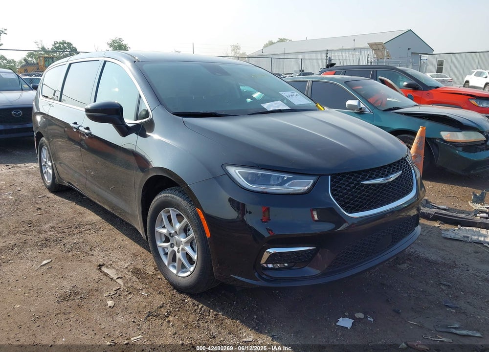 2023 CHRYSLER PACIFICA TOURING L VIN: 2C4RC1BG0PR533366