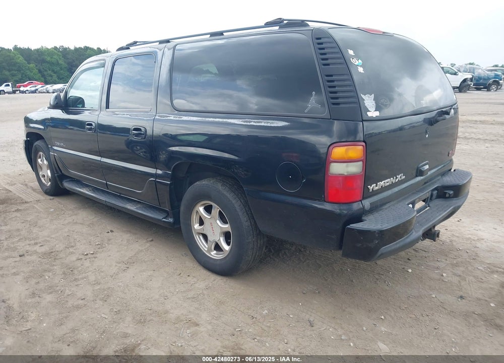 2002 GMC YUKON XL 1500 DENALI VIN: 1GKFK66U82J324882