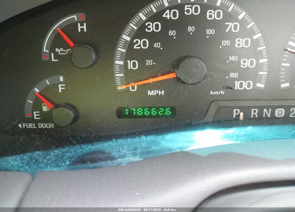 2000 FORD F-150 WORK SERIES/XL/XLT VIN: 1FTRF17W6YNA47683