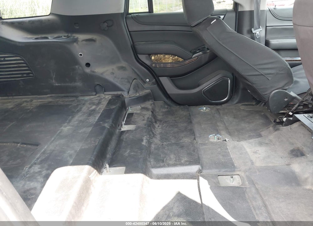 2019 CHEVROLET TAHOE VIN: 1GNLCDEC8KR376000