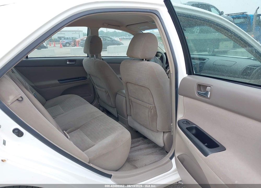 2005 TOYOTA CAMRY LE VIN: 4T1BE32K65U583454
