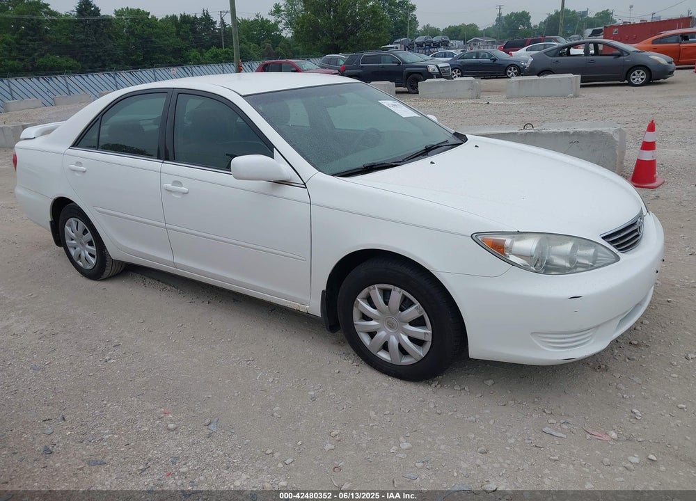 2005 TOYOTA CAMRY LE VIN: 4T1BE32K65U583454