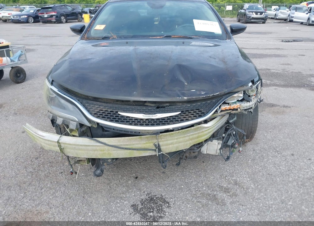 2016 CHRYSLER 200 VIN: 1C3CCCCB0GN189219