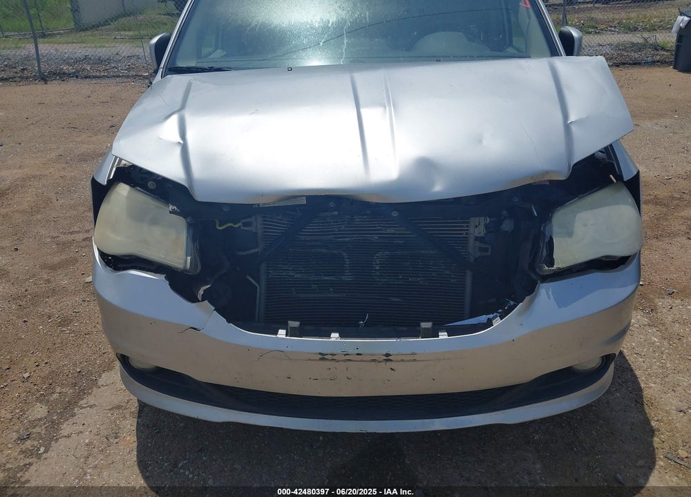 2011 DODGE GRAND CARAVAN CREW VIN: 2D4RN5DG0BR688817
