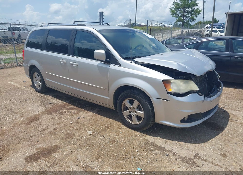 2011 DODGE GRAND CARAVAN CREW VIN: 2D4RN5DG0BR688817