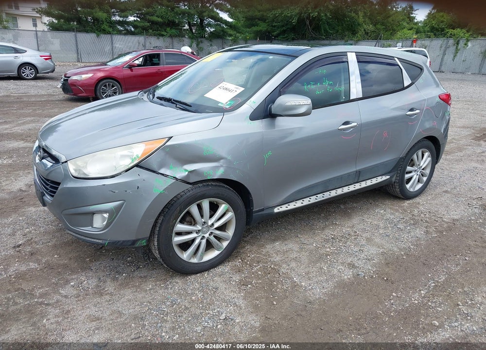 2010 HYUNDAI TUCSON VIN: KM8JU3AC1AU101900