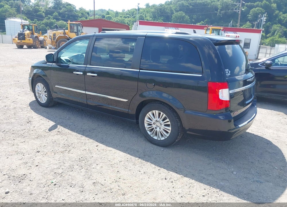 2014 CHRYSLER TOWN & COUNTRY LIMITED VIN: 2C4RC1GGXER113197
