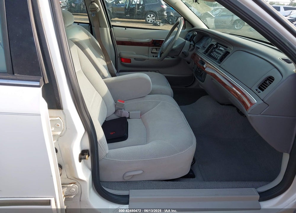2002 MERCURY GRAND MARQUIS GS VIN: 2MEFM74W12X630926