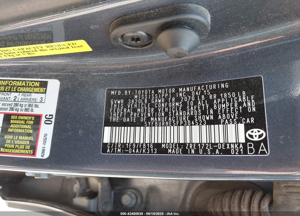 2015 TOYOTA COROLLA VIN: 5YFBURHE5FP304523