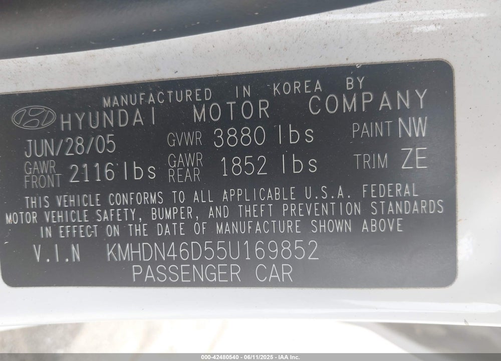 2005 HYUNDAI ELANTRA GLS/GT VIN: KMHDN46D55U169852