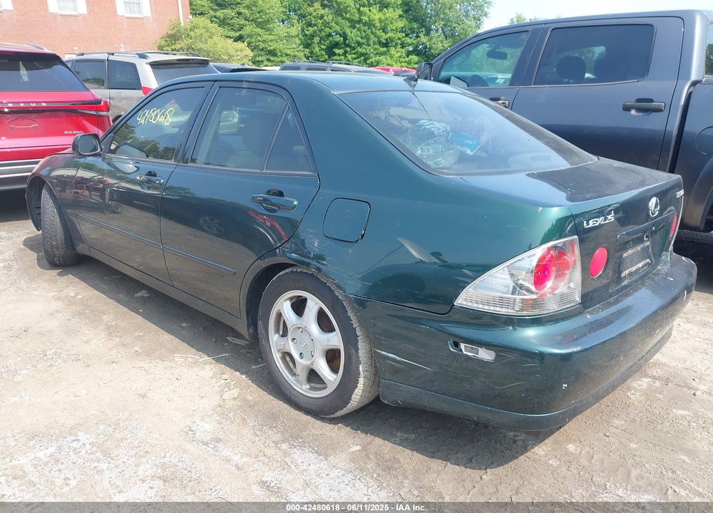 2001 LEXUS IS 300 VIN: JTHBD182310008487