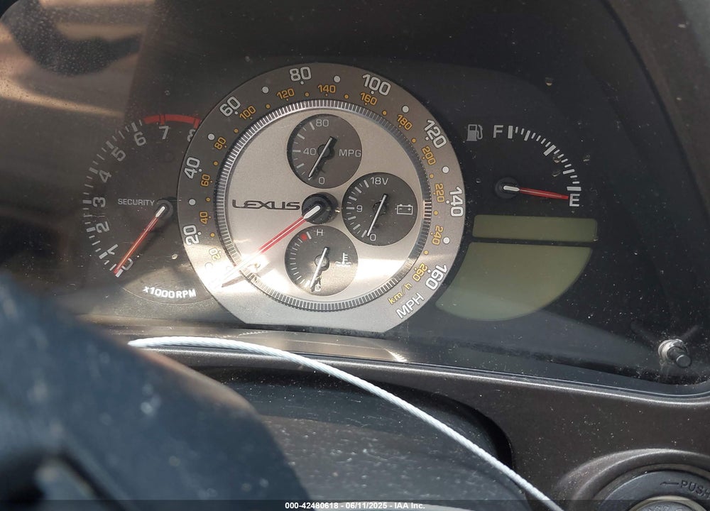 2001 LEXUS IS 300 VIN: JTHBD182310008487