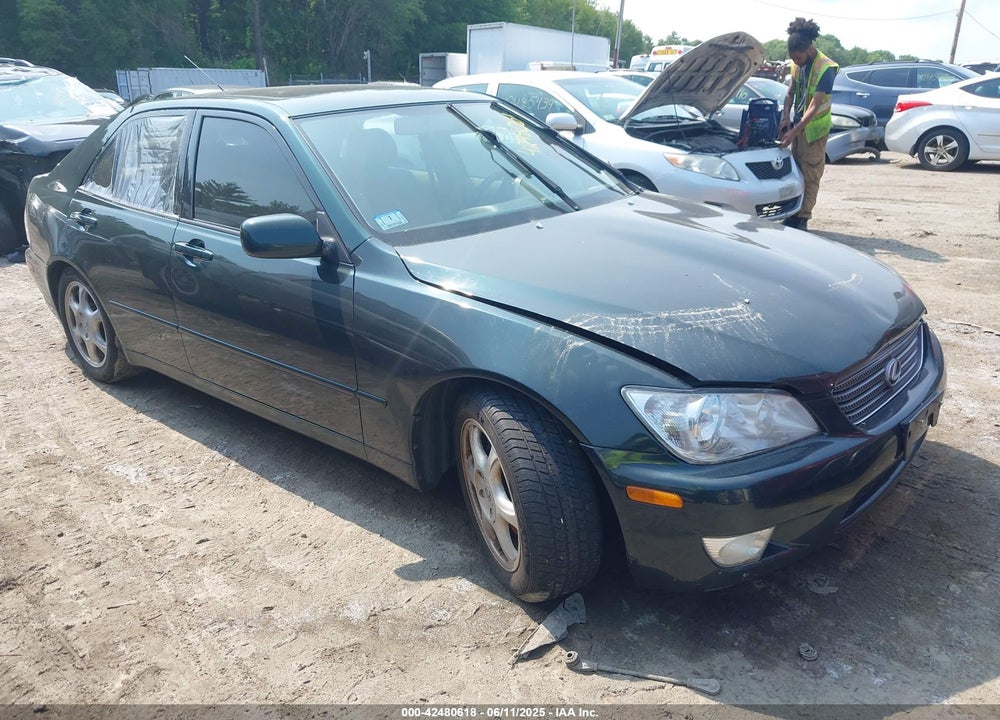 2001 LEXUS IS 300 VIN: JTHBD182310008487