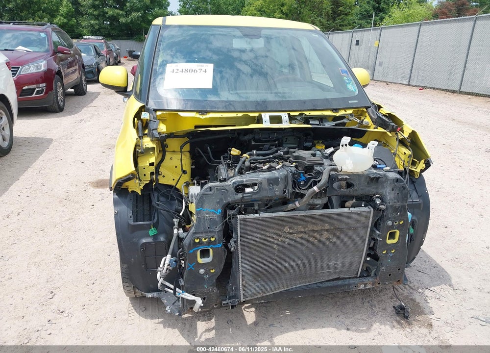 2014 FIAT 500L TREKKING VIN: ZFBCFADH0EZ020742