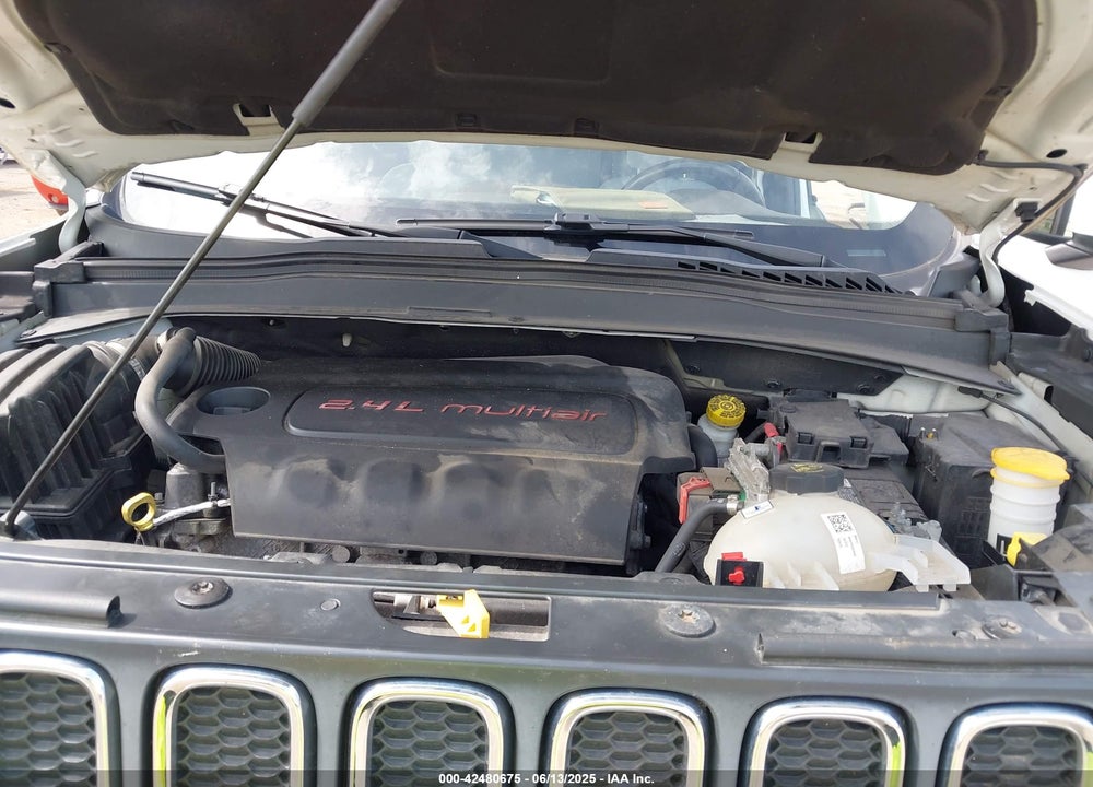 2015 JEEP RENEGADE VIN: ZACCJBBT3FPB39779