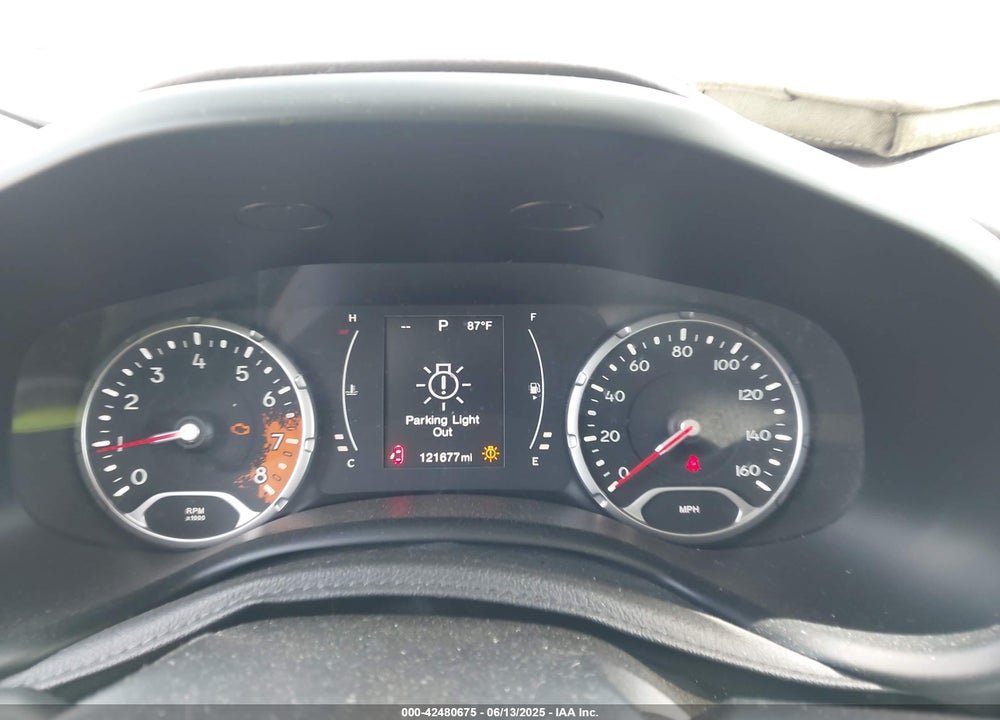 2015 JEEP RENEGADE VIN: ZACCJBBT3FPB39779