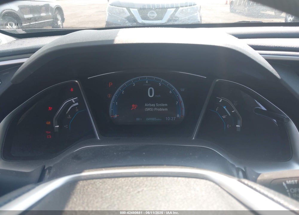 2018 HONDA CIVIC VIN: 2HGFC2F7XJH586223