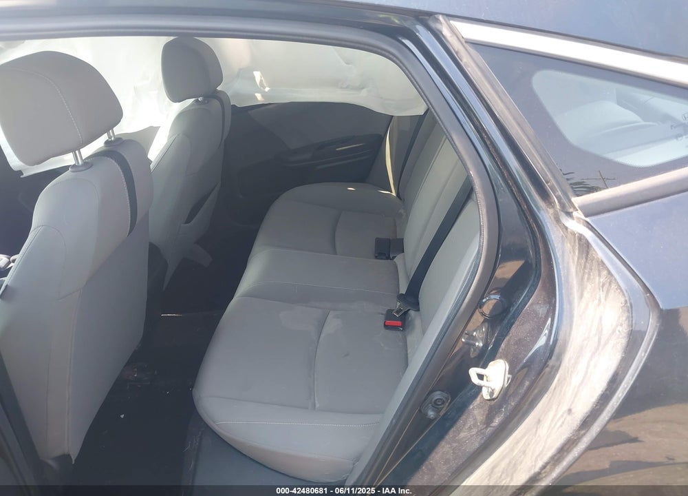 2018 HONDA CIVIC VIN: 2HGFC2F7XJH586223