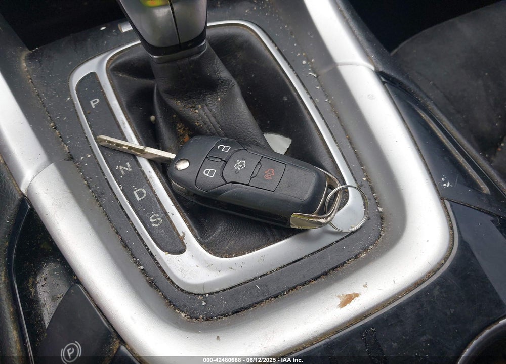 2013 FORD FUSION SE VIN: 3FA6P0HRXDR133661