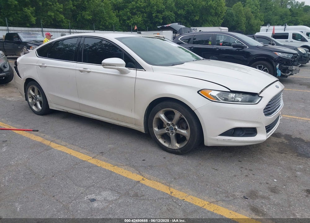 2013 FORD FUSION SE VIN: 3FA6P0HRXDR133661