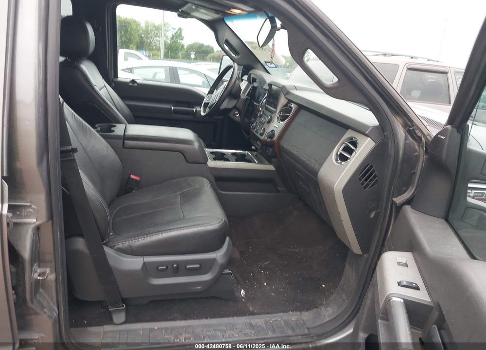 2013 FORD F-250 VIN: 1FT7W2B67DEB72271