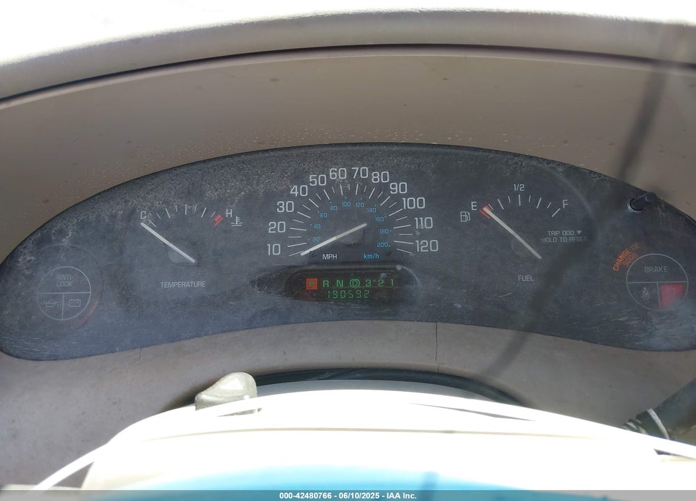 2003 BUICK CENTURY CUSTOM VIN: 2G4WS52JX31172712