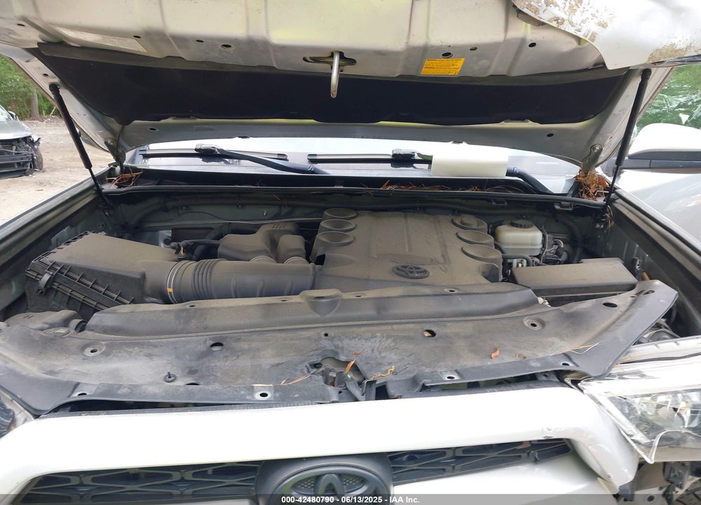 2015 TOYOTA 4RUNNER VIN: JTEBU5JRXF5230112