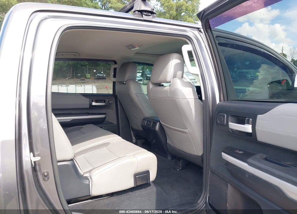 2018 TOYOTA TUNDRA VIN: 5TFFY5F16JX230635