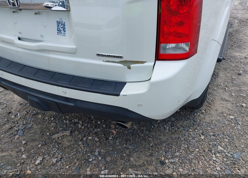 2015 HONDA PILOT VIN: 5FNYF3H96FB017515