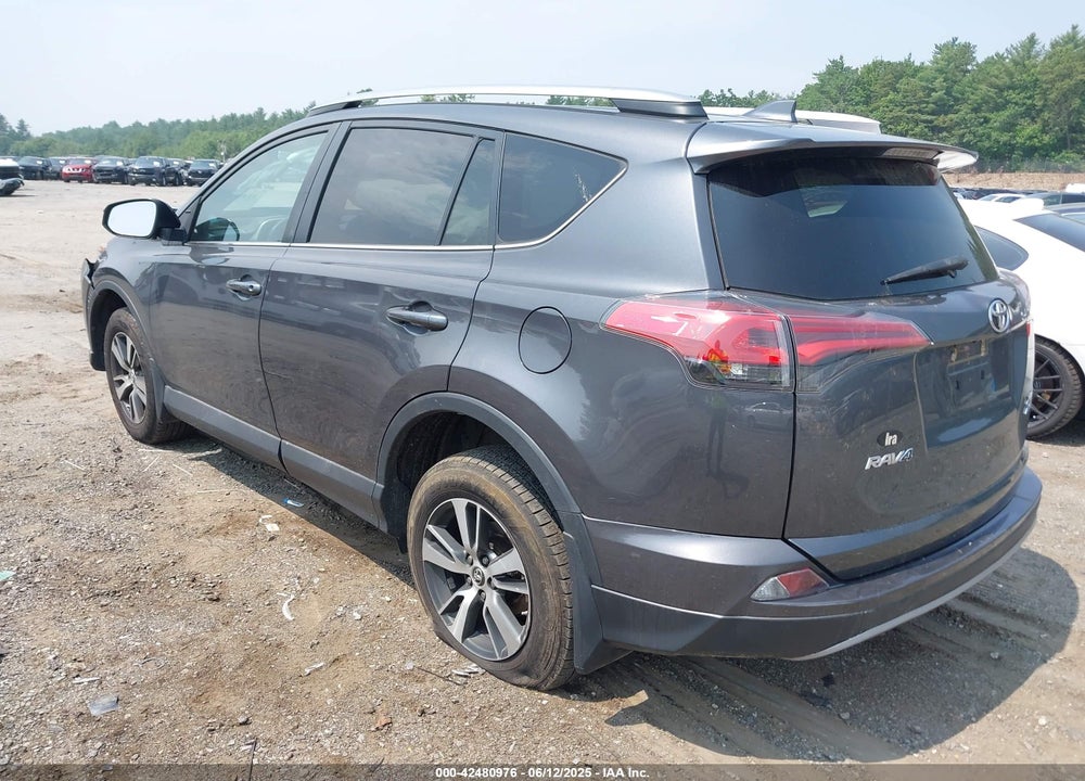 2018 TOYOTA RAV4 VIN: 2T3RFREV7JW809328