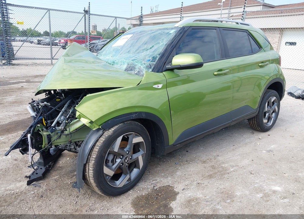 2021 HYUNDAI VENUE VIN: KMHRC8A38MU126574
