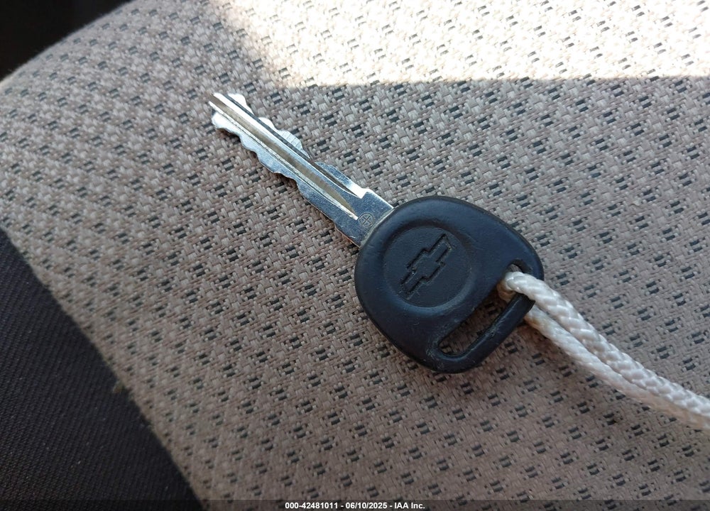 2010 CHEVROLET MALIBU LS VIN: 1G1ZB5EB5AF251693