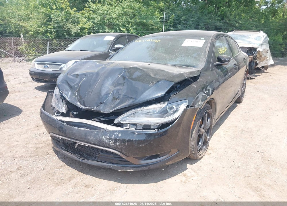 2016 CHRYSLER 200 VIN: 1C3CCCDG0GN177016