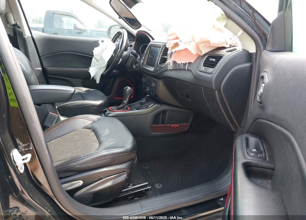 2020 JEEP COMPASS VIN: 3C4NJDDB8LT144229