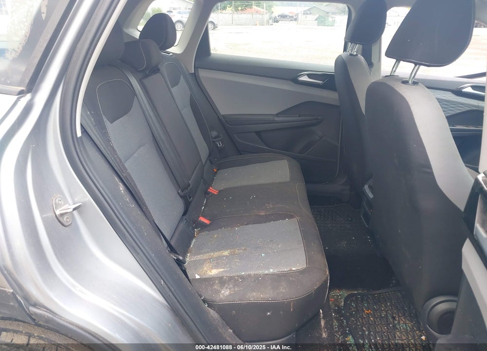 2024 VOLKSWAGEN TAOS VIN: 3VV5X7B28RM054053