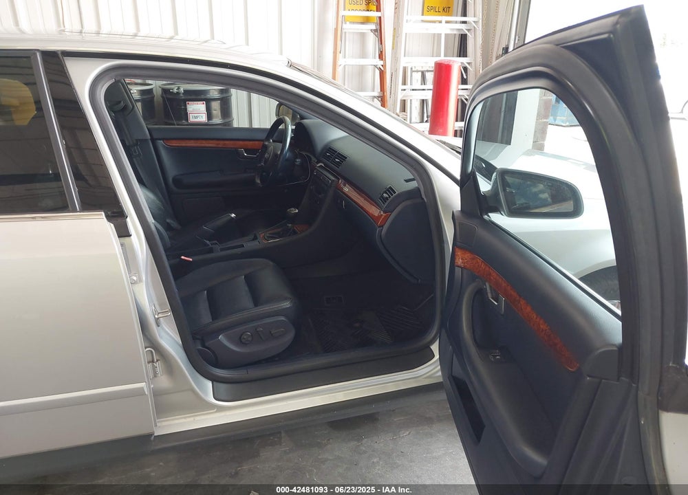 2003 AUDI A4 3.0 VIN: WAULT68E33A275638