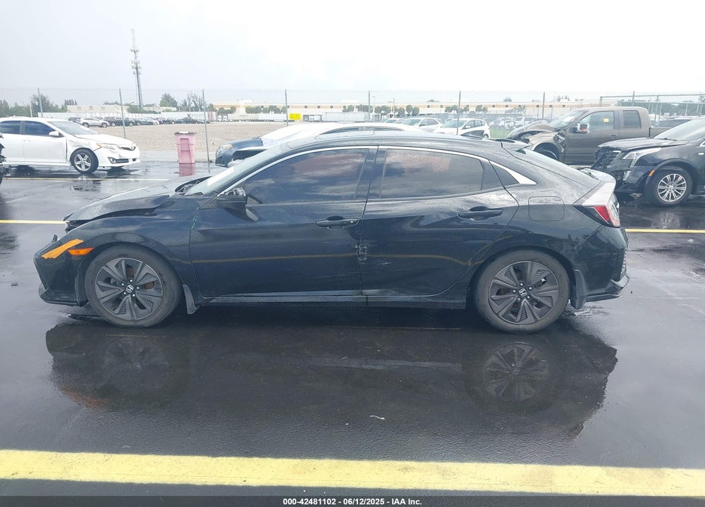 2019 HONDA CIVIC VIN: SHHFK7H69KU210668